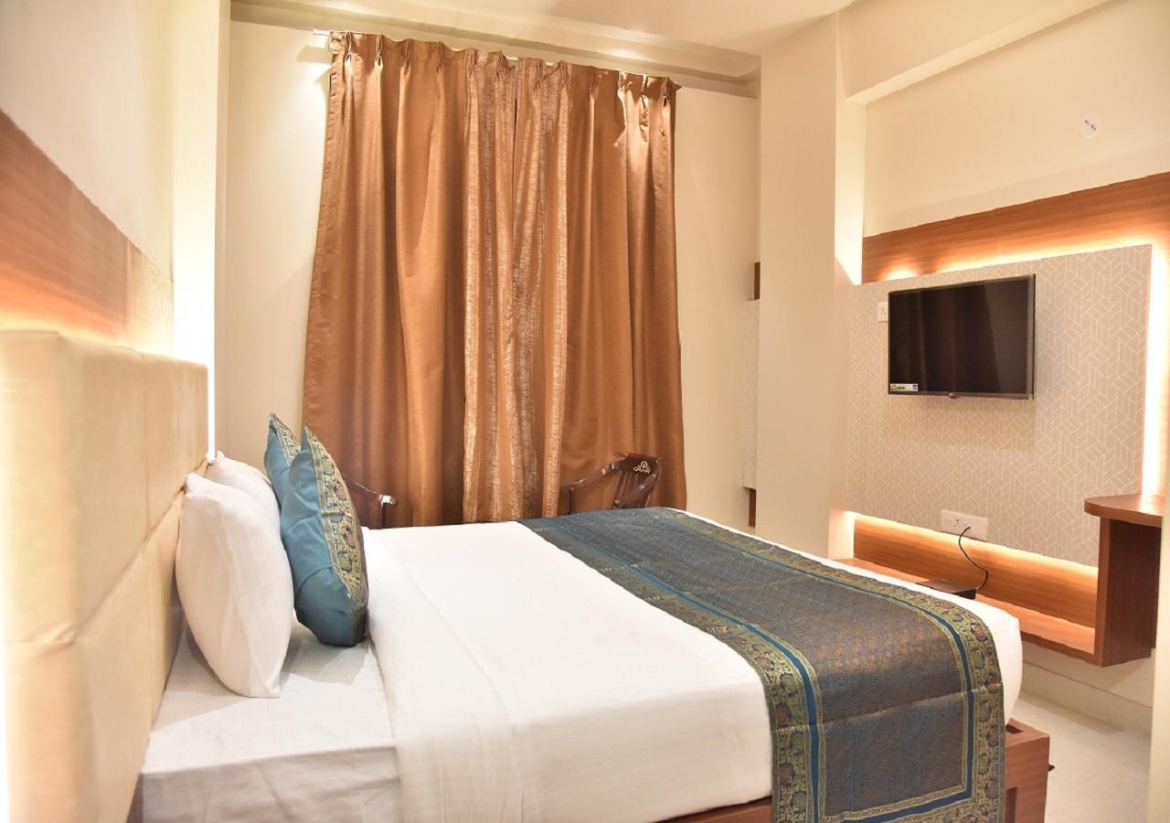 Hotel Rk Grand Varanasi Eksteriør bilde
