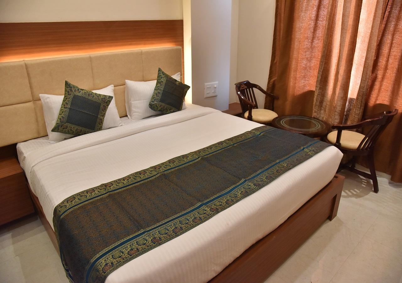 Hotel Rk Grand Varanasi Eksteriør bilde