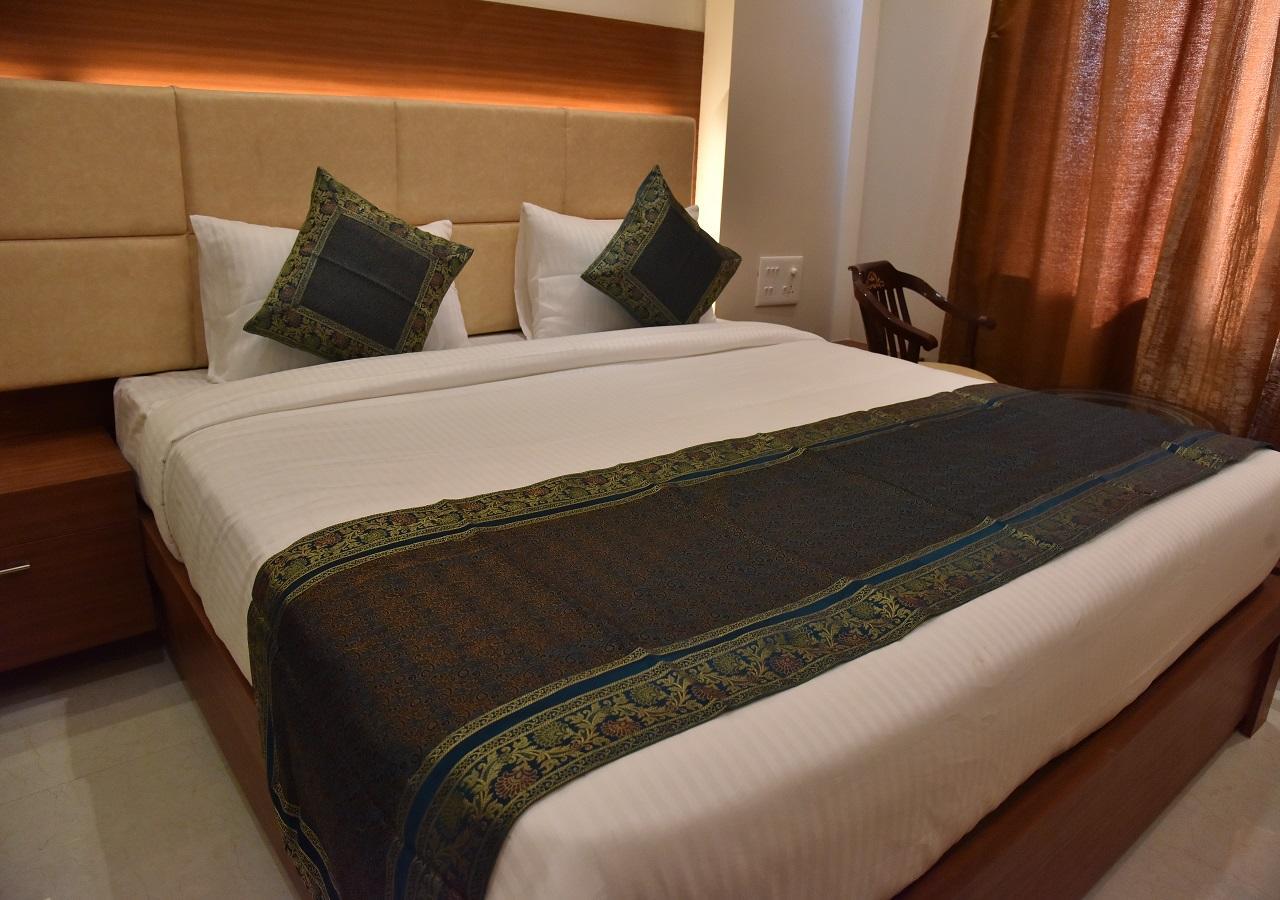 Hotel Rk Grand Varanasi Eksteriør bilde